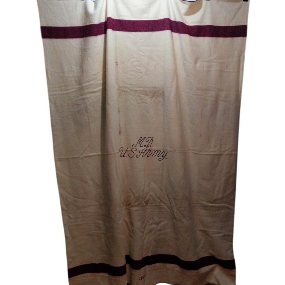 Vintage 1944 WWII US Army Medical Department Wool Blanket Cream Burgundy MD Army